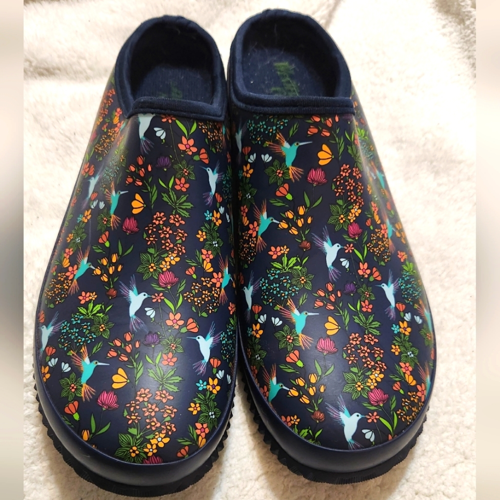 Floral Slip-On Garden Shoes - Multicolor